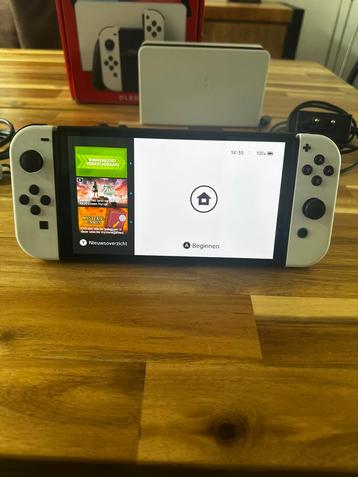 Nintendo switch oled als nieuw. beschikbaar voor biedingen