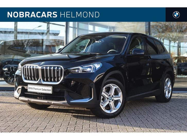 BMW iX1 xDrive30 / Sportstoelen / Achteruitrijcamera / M Ada, Auto's, BMW, Te koop, iX1, 4x4, Achteruitrijcamera, Alarm, Bochtverlichting