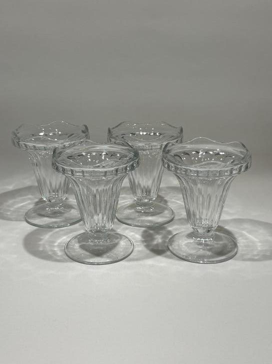 4x Vintage Franse Ijscoupes, Antiek en Kunst, Antiek | Glas en Kristal, Ophalen of Verzenden