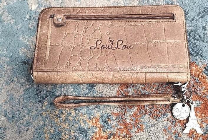 by LouLou Leren Crocodilian Portemonnee gratis verzenden, Sieraden, Tassen en Uiterlijk, Portemonnees, Zo goed als nieuw, Beige