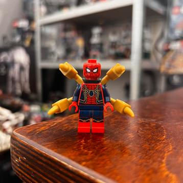 Lego Minifiguur Spiderman SH0510 met armprint - in top staat beschikbaar voor biedingen