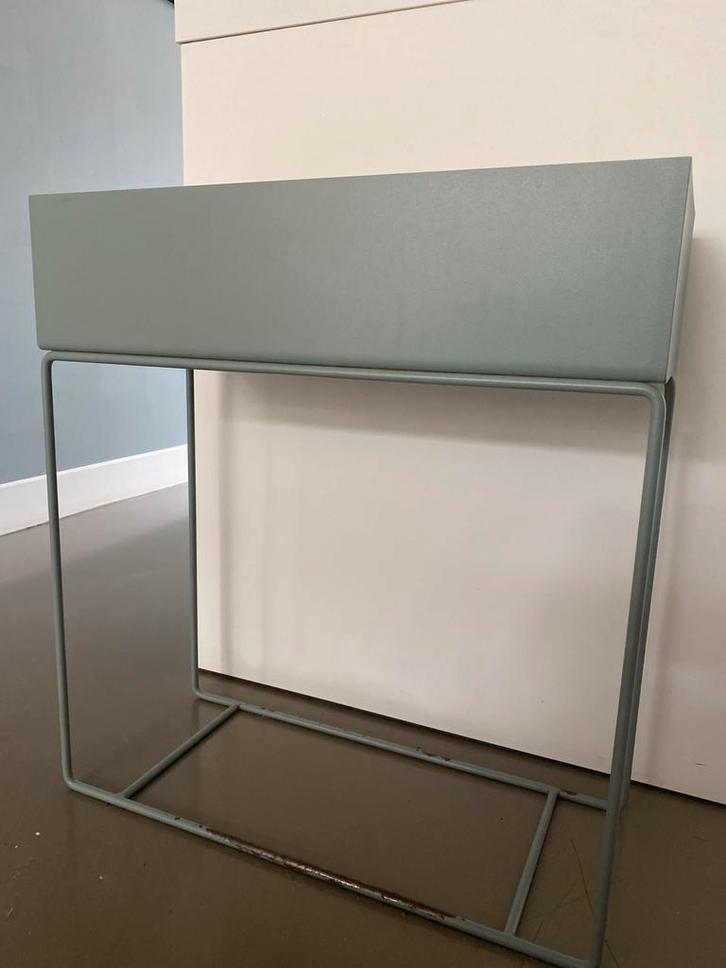 Stijlvolle plantenbak met metalen frame, Tuin en Terras, Bloembakken en Plantenbakken, Gebruikt, Metaal, Binnen, 30 tot 60 cm