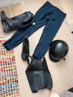 Set paardrijbroek, cap, chaps en laatsjes, Dieren en Toebehoren, Ophalen of Verzenden, Zo goed als nieuw, Cap