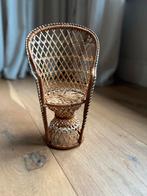 Rotan Poppenstoel / Plantenstoel, Kinderen en Baby's, Speelgoed | Poppen, Ophalen of Verzenden, Gebruikt, Overige typen