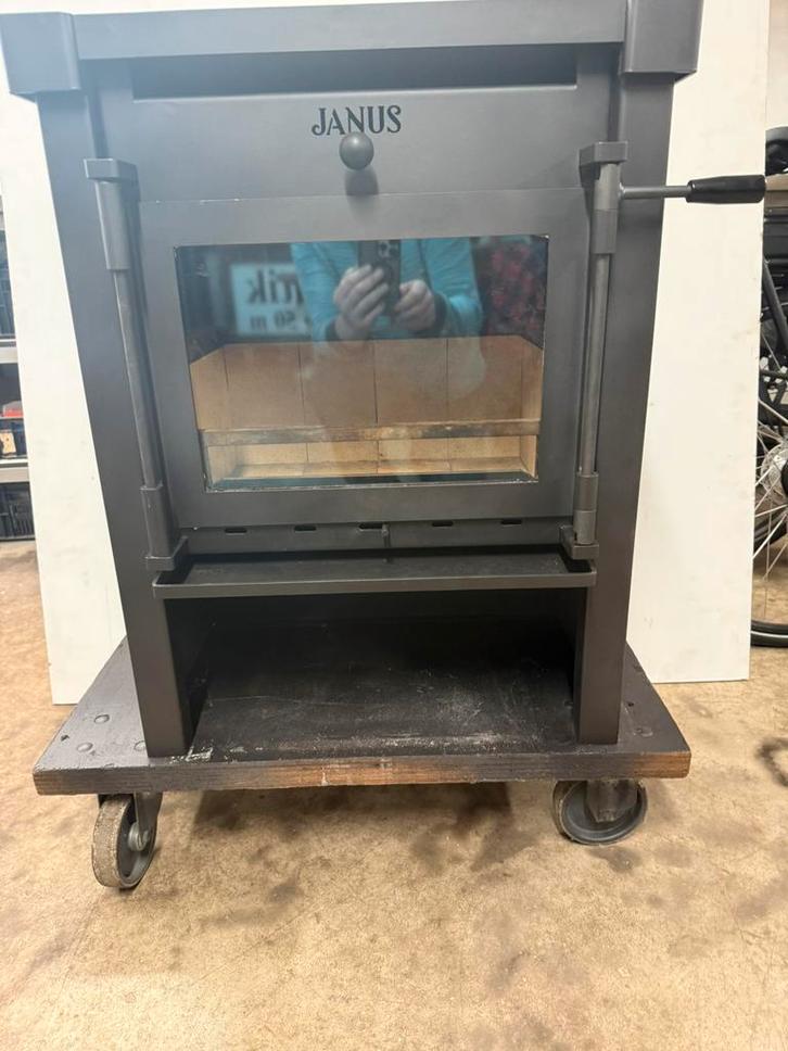 Houtkachel Janus 9, Huis en Inrichting, Kachels, Zo goed als nieuw, Vrijstaand, Houtkachel, Hout, Ophalen of Verzenden