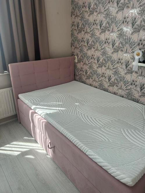 Roze Velvet Boxspring 120x200 met Opbergruimte en topmatras, Huis en Inrichting, Slaapkamer | Bedden, Zo goed als nieuw, Eenpersoons