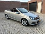 CONCOURSSTAAT. Astra 1.8 16V Twintop AUT, LEDER 2007 Grijs, 74 €/maand, 4 cilinders, Cabriolet, 4 stoelen