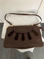 Vintage TED LAPIDUS bruin leren tas met suede blad accenten, Sieraden, Tassen en Uiterlijk, Tassen | Damestassen, Ophalen of Verzenden