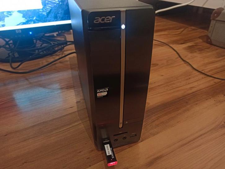 Acer desktop computer, Computers en Software, Desktop Pc's, Zo goed als nieuw, SSD, Ophalen of Verzenden