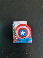 Zuru Mini Brands Disney Store Edition Schild Captain America, Verzamelen, Disney, Overige typen, Ophalen of Verzenden, Overige figuren