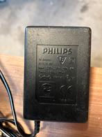 Philips en universele adaptor, Ophalen of Verzenden, Zo goed als nieuw