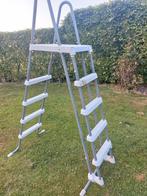 ladder voor intex zwembad, Ophalen, Zo goed als nieuw, Ladder