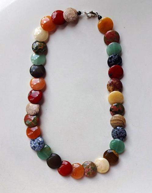 Kralen ketting: polychroom halfedelsteen schijfjes, Sieraden, Tassen en Uiterlijk, Kettingen, Zo goed als nieuw, Steen of Mineraal