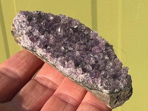 Amethist cluster uit Uruguay mineralen 3, Verzamelen, Mineralen en Fossielen, Mineraal, Ophalen of Verzenden