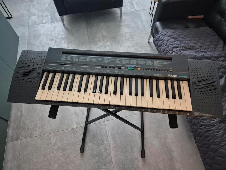 Yamaha PSR-100 Keyboard, Muziek en Instrumenten, Keyboards, Gebruikt, 61 toetsen, Yamaha, Ophalen of Verzenden