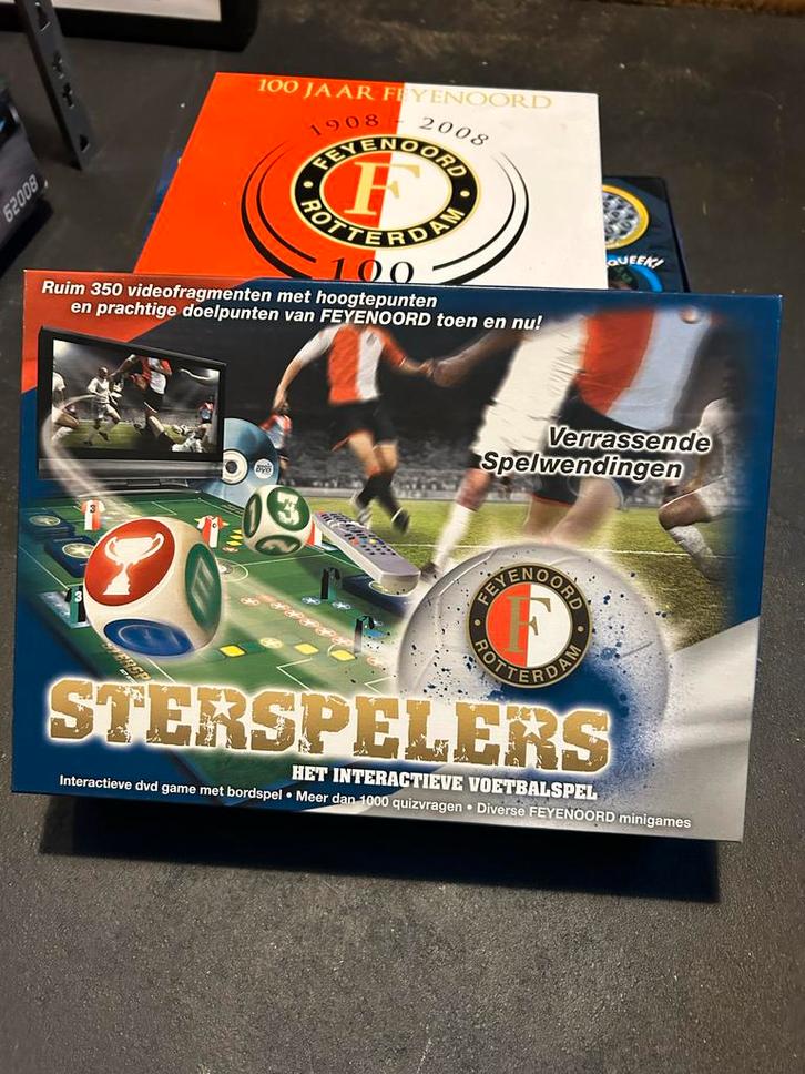 Feijenoord Sterspelers - Interactief Voetbalspel, Hobby en Vrije tijd, Gezelschapsspellen | Bordspellen, Zo goed als nieuw, Drie of vier spelers