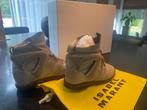 Isabel Marant Sneakers - Maat 39, Isabel Marant, Beige, Ophalen of Verzenden, Sneakers of Gympen
