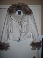 Lammy/Jas heupmodel wit met teddy en bont  XS 34 Guess, Kleding | Dames, Guess, Wit, Ophalen of Verzenden, Zo goed als nieuw