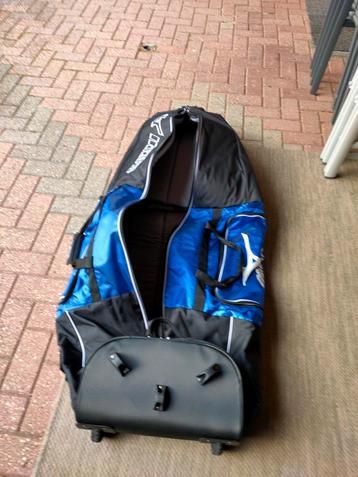 Mizuno Tour Travel Bag beschikbaar voor biedingen