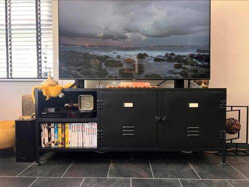 Tv Meubel Vix Zwart - Metaal - 150x40x60.5cm - Giga Meubel, Huis en Inrichting, Kasten | Televisiemeubels, Zo goed als nieuw, Minder dan 100 cm