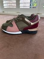 Dames sneakers nieuw !!, Kleding | Dames, Ophalen of Verzenden, Nieuw, Sneakers of Gympen
