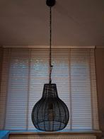 Mooie hanglamp met ijzeren frame - Industriële look, Gebruikt, 50 tot 75 cm, Ophalen of Verzenden, Metaal
