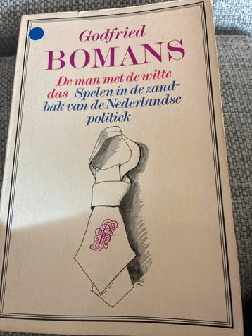 Godfried Bomans - De man met de witte das beschikbaar voor biedingen
