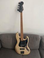 Squier Jazz Bass met toffe upgrades (Nordstrand pickups)!, Muziek en Instrumenten, Snaarinstrumenten | Gitaren | Bas, Ophalen