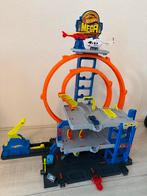 Hot Wheels Mega Loop Garage Speelset, Kinderen en Baby's, Speelgoed | Racebanen, Racebaan, Ophalen of Verzenden, Zo goed als nieuw
