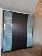 Grote Donkerbruine Kledingkast - Zelf Demonteren, Huis en Inrichting, Kasten | Kledingkasten, Ophalen, Overige materialen, Gebruikt