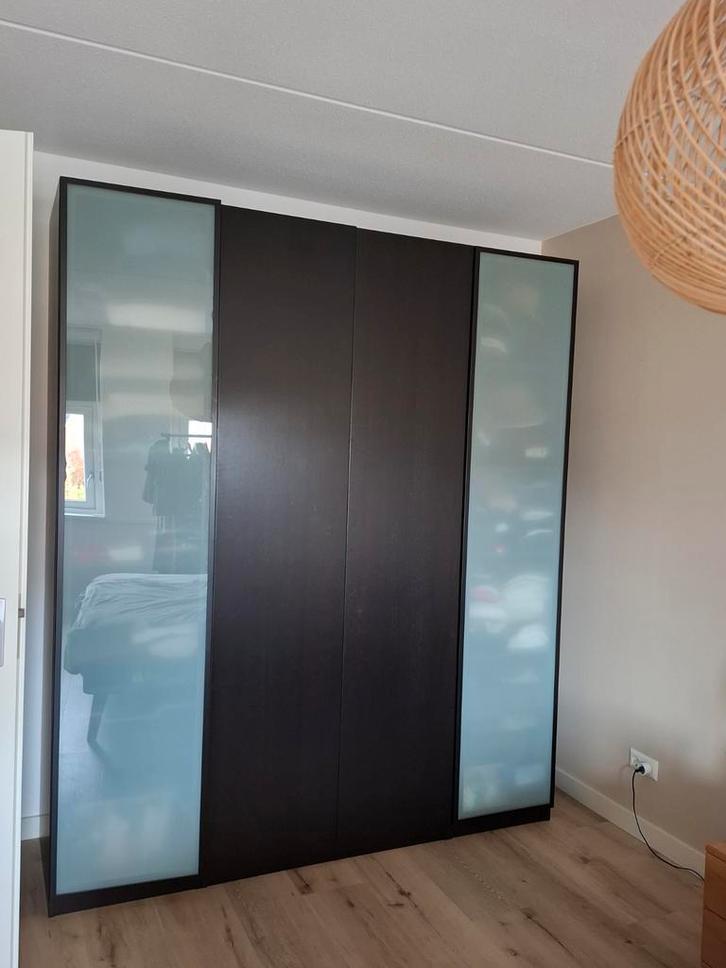 Grote Donkerbruine Kledingkast - Zelf Demonteren, Huis en Inrichting, Kasten | Kledingkasten, Gebruikt, 200 cm of meer, 200 cm of meer