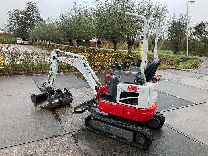 Takeuchi TB 210 minigraver | 2022 | 1120u | 3 bakken, Zakelijke goederen, Machines en Bouw | Kranen en Graafmachines, Graafmachine