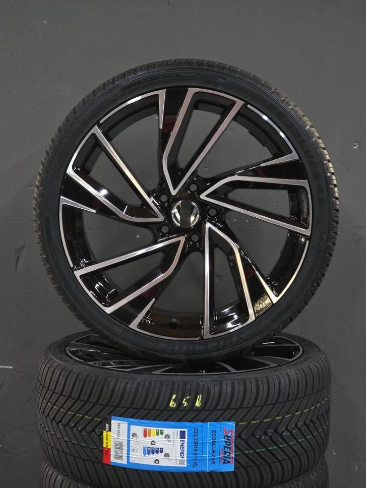 19'' Velgen fits VW Golf GTI Passat 5x112 met banden, Auto-onderdelen, Banden en Velgen, Band(en), Zomerbanden, 19 inch, 235 mm
