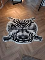 Zebra Vloerkleed - Uniek en stijlvol!, Huis en Inrichting, Stoffering | Tapijten en Kleden, 100 tot 150 cm, Wit, Ophalen of Verzenden