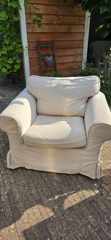 2 stuk gratis ikea Ektorp stoel - afbeelding 2
