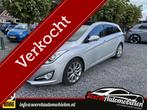 Hyundai i40 2.0 GDI i-Catcher pano,kanteldak leer automaat, Auto's, Hyundai, Euro 5, 4 cilinders, Lichtsensor, Bedrijf