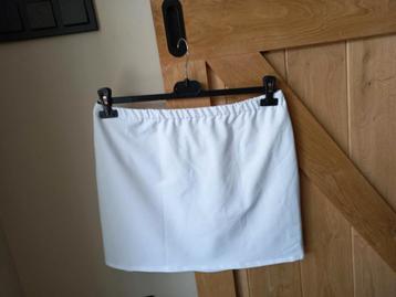 Shirt-verlenger wit maten 46 tm 64 stretch  beschikbaar voor biedingen