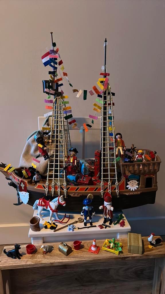 Playmobil Sinterklaasboot en piratenboot🎈, Diversen, Sinterklaas, Zo goed als nieuw, Ophalen of Verzenden