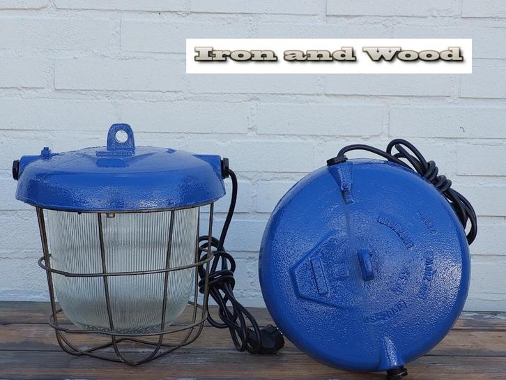 Industriele  mijnlamp - kooilamp - bully H30 D28 -  blauw, Huis en Inrichting, Lampen | Plafondlampen, Gebruikt, Glas, Metaal