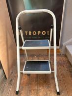 Kleine trap met twee treden, Doe-het-zelf en Verbouw, Ladders en Trappen, Ophalen of Verzenden, Gebruikt, Trap, Minder dan 2 meter