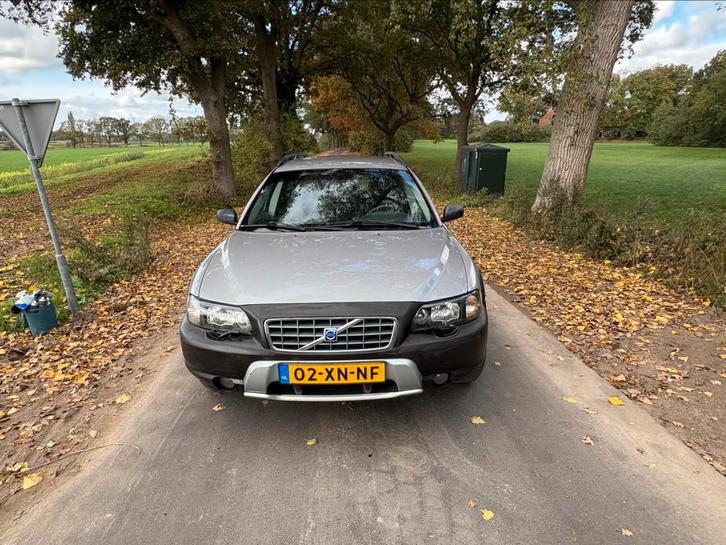 Volvo XC70 2.5 T AWD Geartronic 2004 Grijs YOUNGTIMER xenon, Auto's, Volvo, Particulier, XC70, Benzine, F, Stationwagon, Automaat