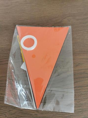 Vlaggenlijn - Feestelijke Versiering beschikbaar voor biedingen