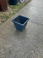 Gratis grote buiten planten bak kunststof, Ophalen of Verzenden, Zo goed als nieuw, Rond, Kunststof