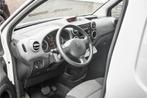 Peugeot Partner 3-persoons Electric (bj 2017), Auto's, Peugeot, Stof, Gebruikt, 22 kWh, Wit