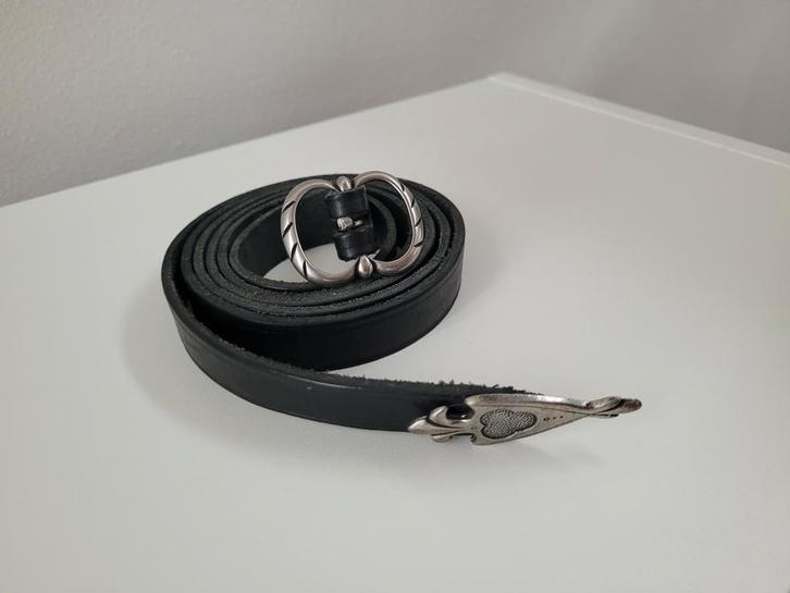 Dunne lange riem in Middeleeuwse stijl, Hobby en Vrije tijd, Kostuums, Theaterbenodigdheden en LARP, Zo goed als nieuw, Accessoires