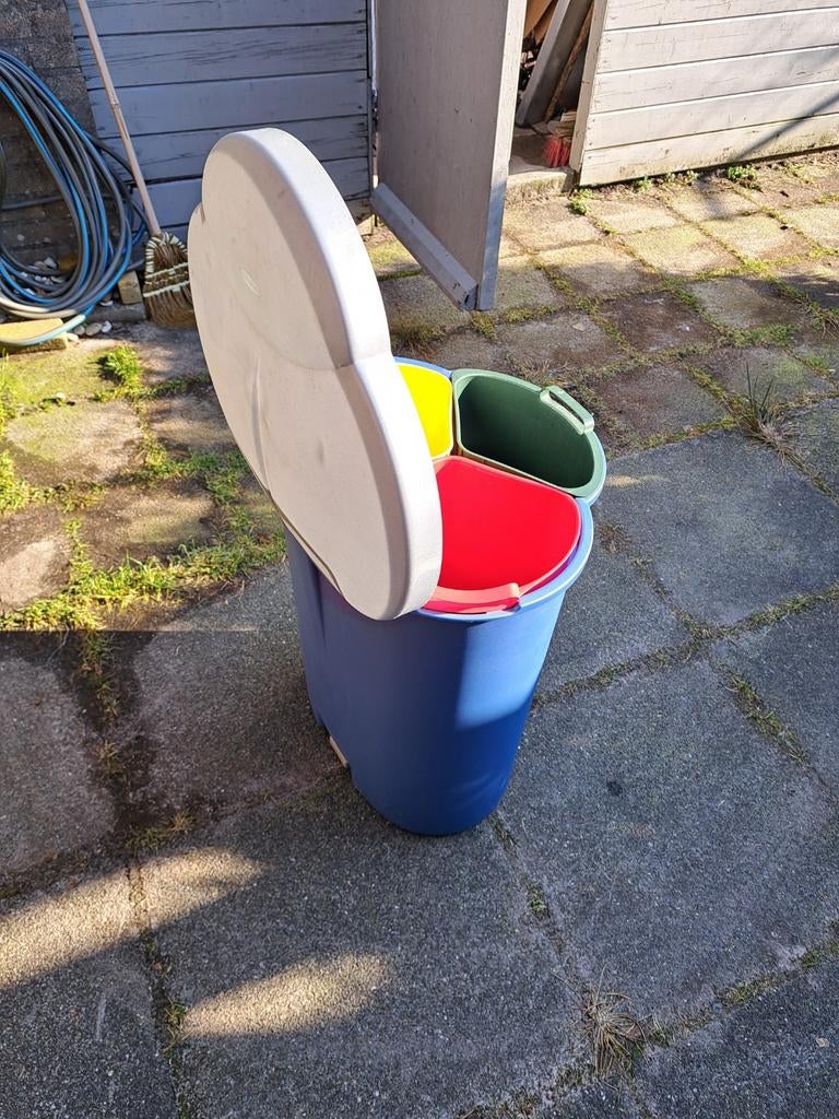 3-Delige Vuilnisbak voor Afvalscheiding, Kunststof, Gebruikt, Met pedaal, 50 tot 75 cm