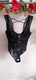Mooie Hunkemöller Body - Perfect onder een blazer!, Hunkemöller, Ophalen of Verzenden, Zwart, Body of Korset