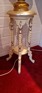Vintage Bijzettafel met Gedraaide Poten, Huis en Inrichting, Tafels | Bijzettafels, 45 tot 60 cm, Minder dan 55 cm, Gebruikt, Ophalen of Verzenden