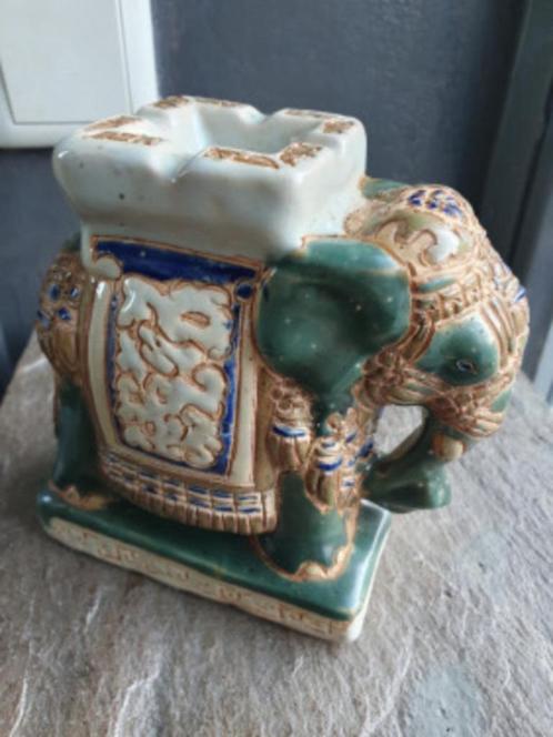 Vintage chinoiserie-asbak olifant, decor MCM Hollywood Regen, Antiek en Kunst, Kunst | Niet-Westerse kunst, Ophalen of Verzenden
