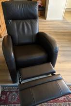 2 relaxfauteuils van bruin leer, Huis en Inrichting, Fauteuils, Ophalen, Minder dan 50 cm, Klassiek, Zo goed als nieuw